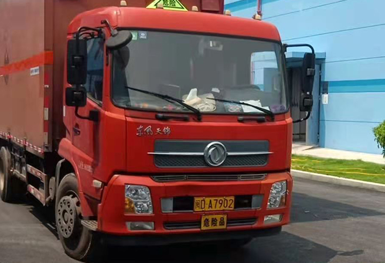 厦门危险品-危险品卡车